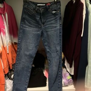 Blue skinny jeans